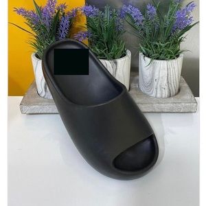 Black slipper slides